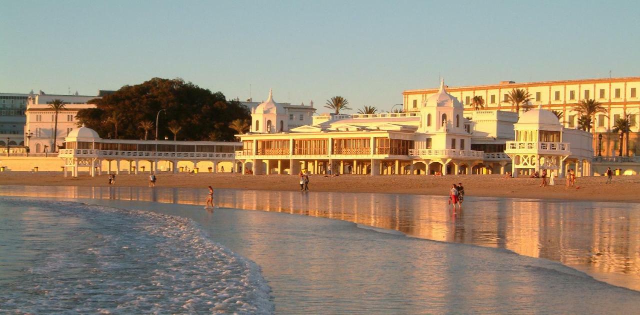 Apartamento Levante Cádiz Exteriör bild